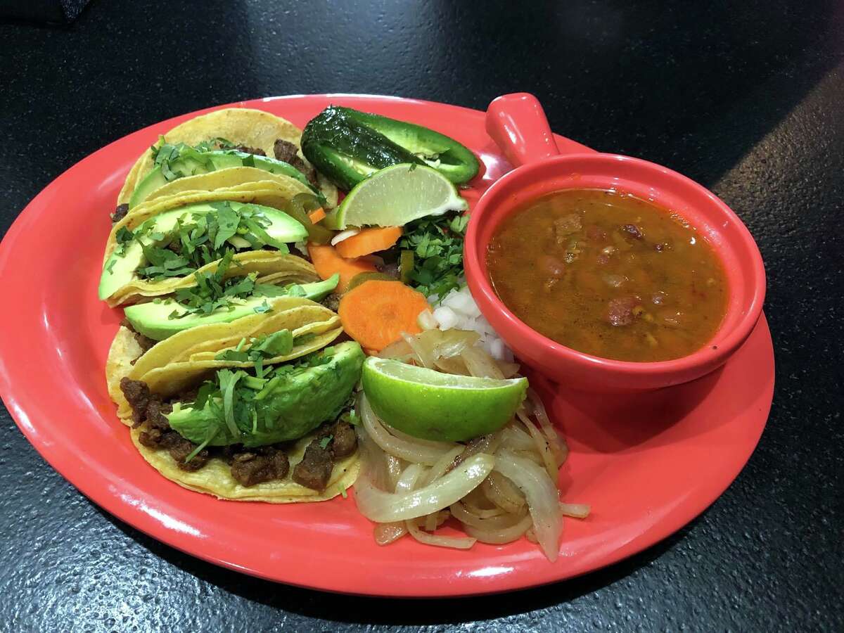 Tacos La Bala brings authentic Mexican food to Deer Park