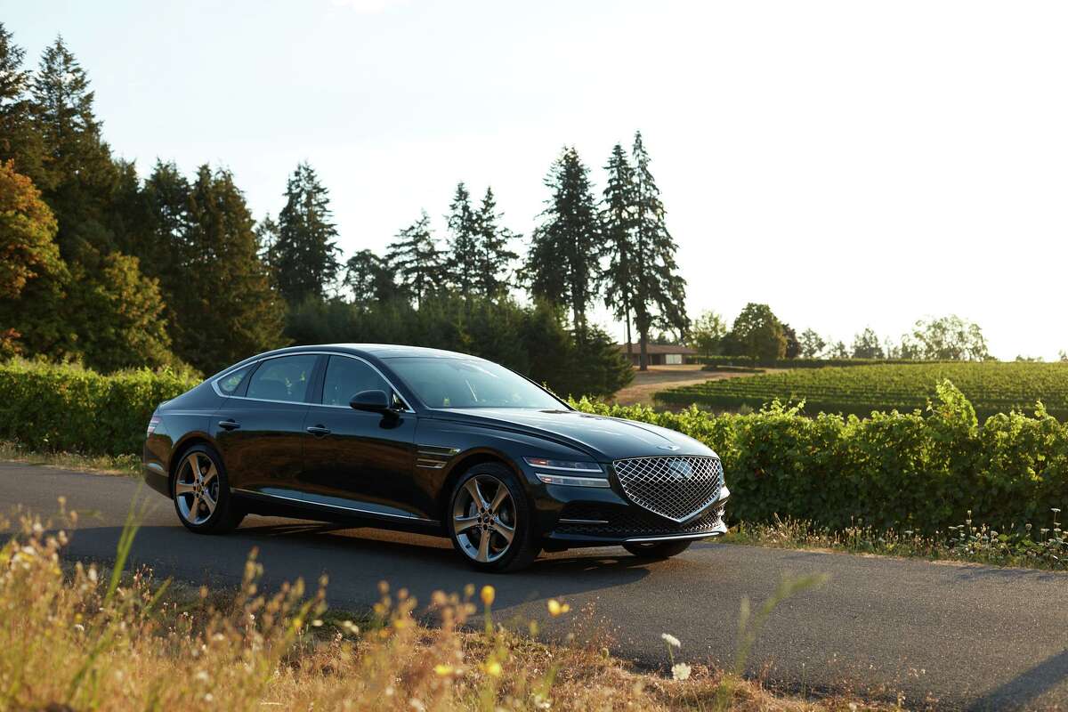 Drive Spacious and refinement define the Genesis G80