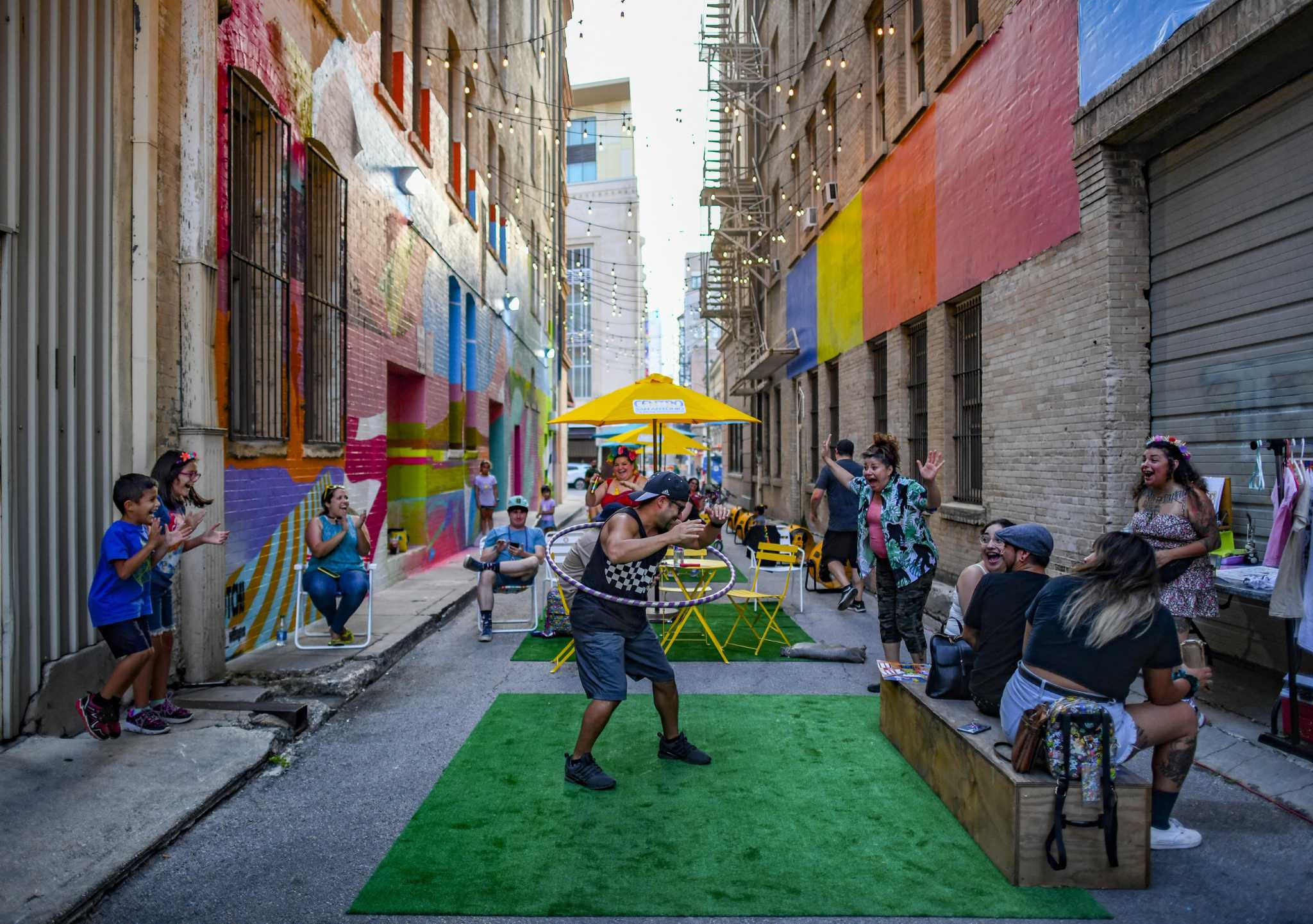 peacock-alley-the-new-hotspot-for-free-summer-events-in-downtown-san