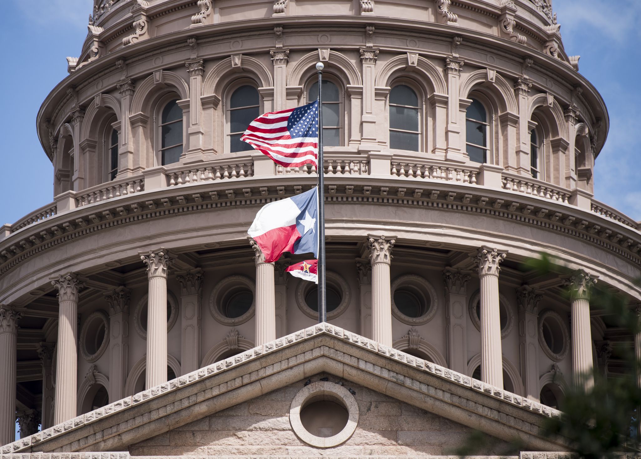 Abbott calls special session for Texas legislature