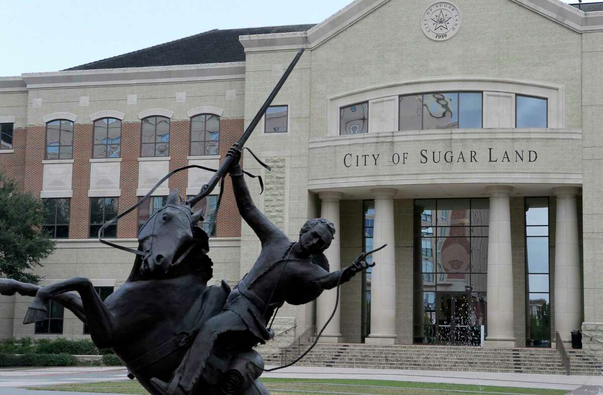 The Fort Bend Chamber of Commerce will provide an update on the city of Sugar Land Friday.