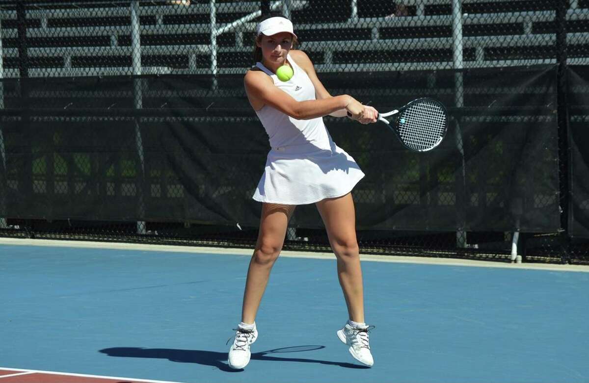 ‘It was definitely worth it,’ Southbury’s Mary Stoiana’s tennis journey ...