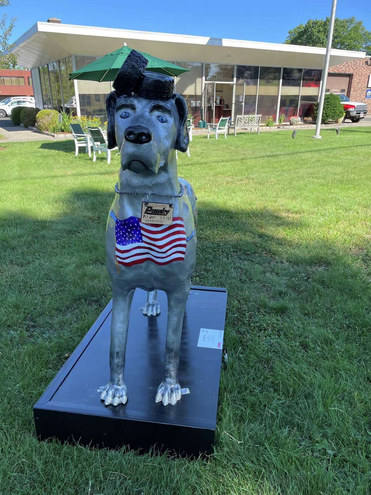 Who let the dogs out in Ridgefield? Statues meant to raise funds for