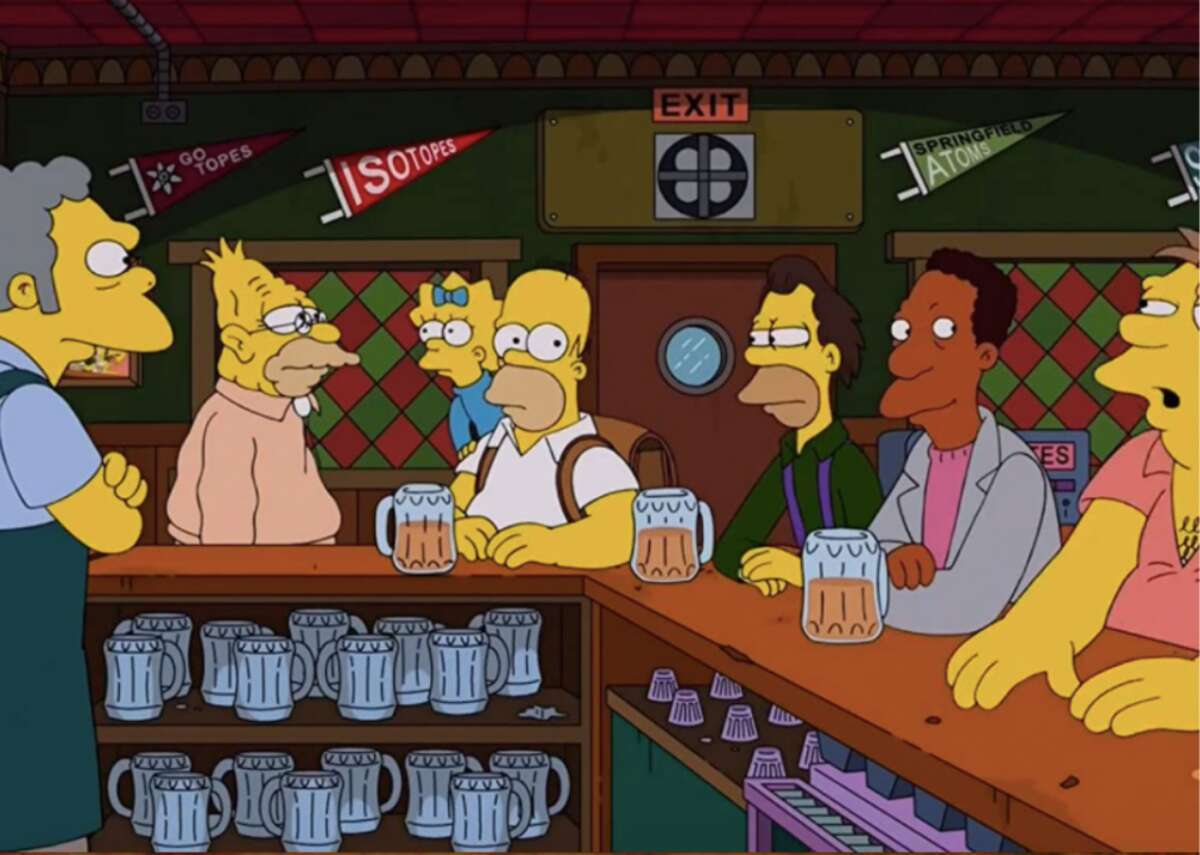 15 famous fictional bars from TV history