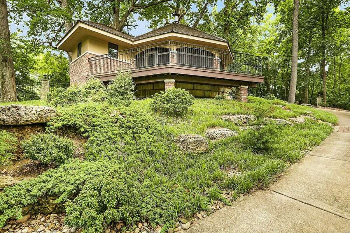 101 Brothers Ln, Edwardsville