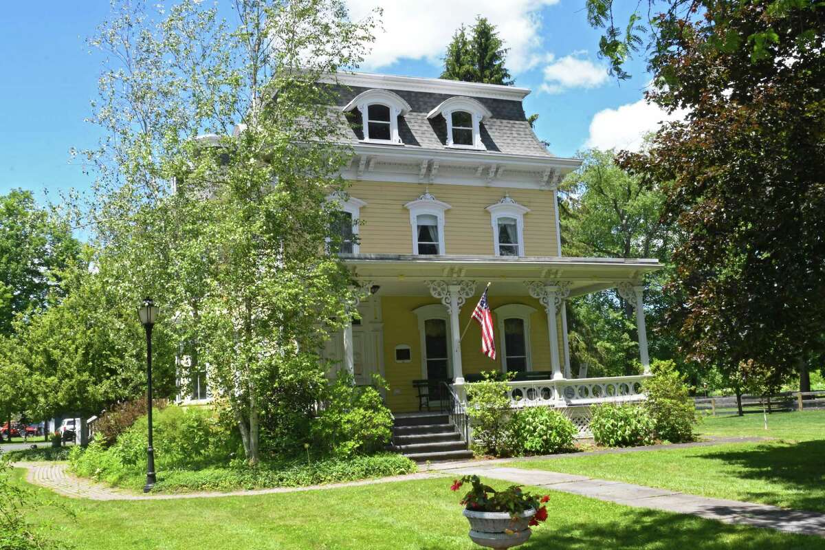 Schoharie residents enraged over firing of beloved librarian