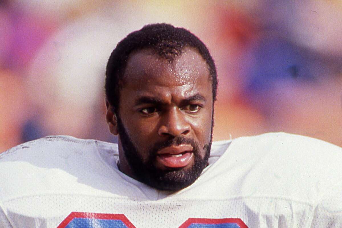 Robert Lyles, former Houston Oilers player, is recovering from a