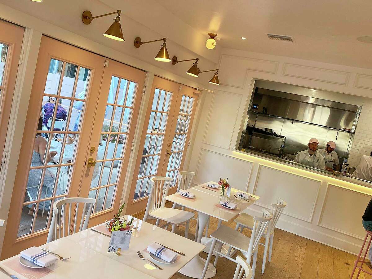 Little Em's Oyster Bar