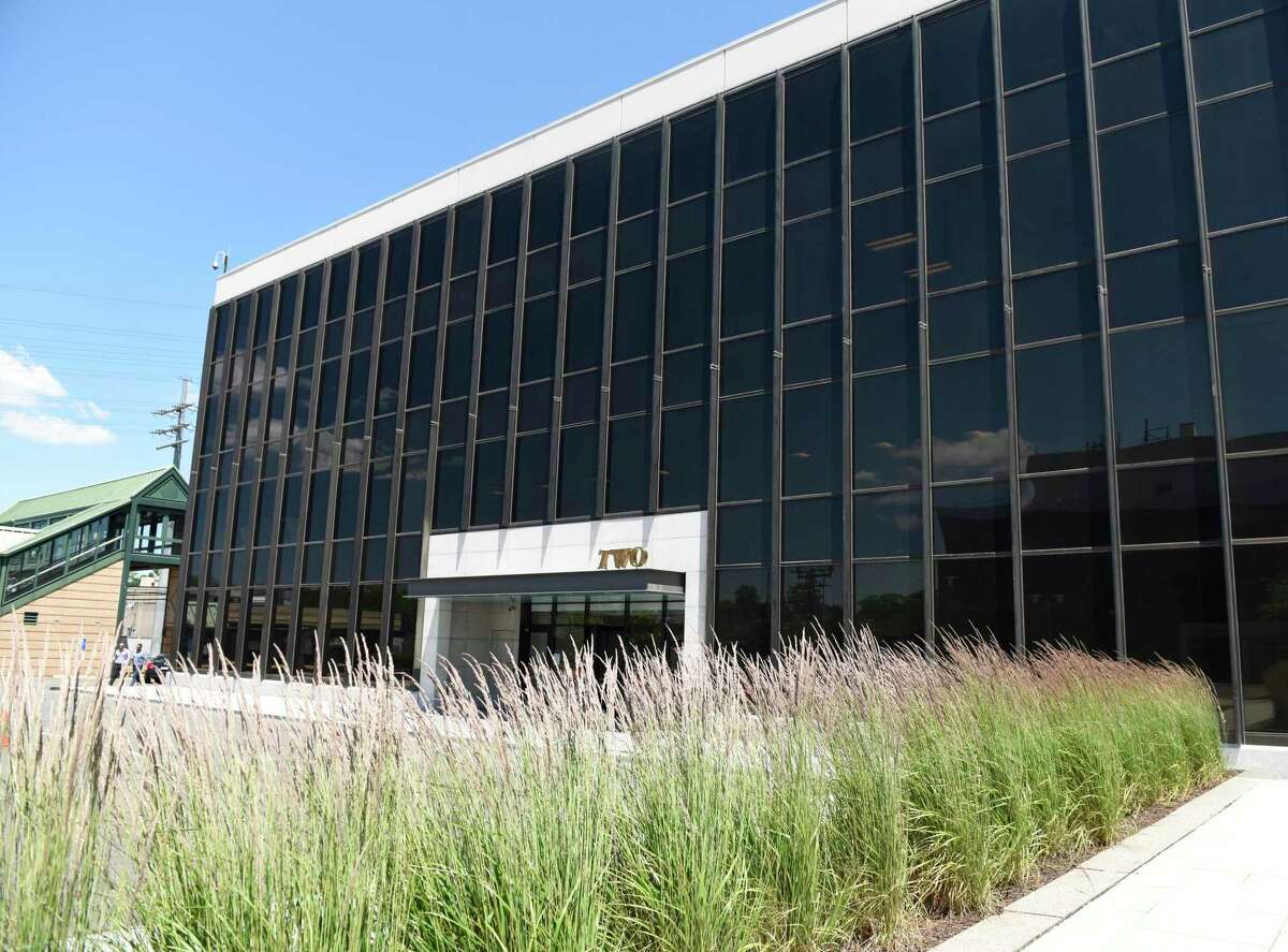 Lamont Global financial firm opening Greenwich office, bringing 200 jobs