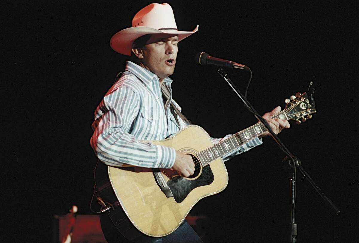Atlanta - November 1: George Strait performs at The Omni Coliseum in Atlanta, Georgia on November 1, 1995 (Photo By Rick Diamond/Getty Images)
