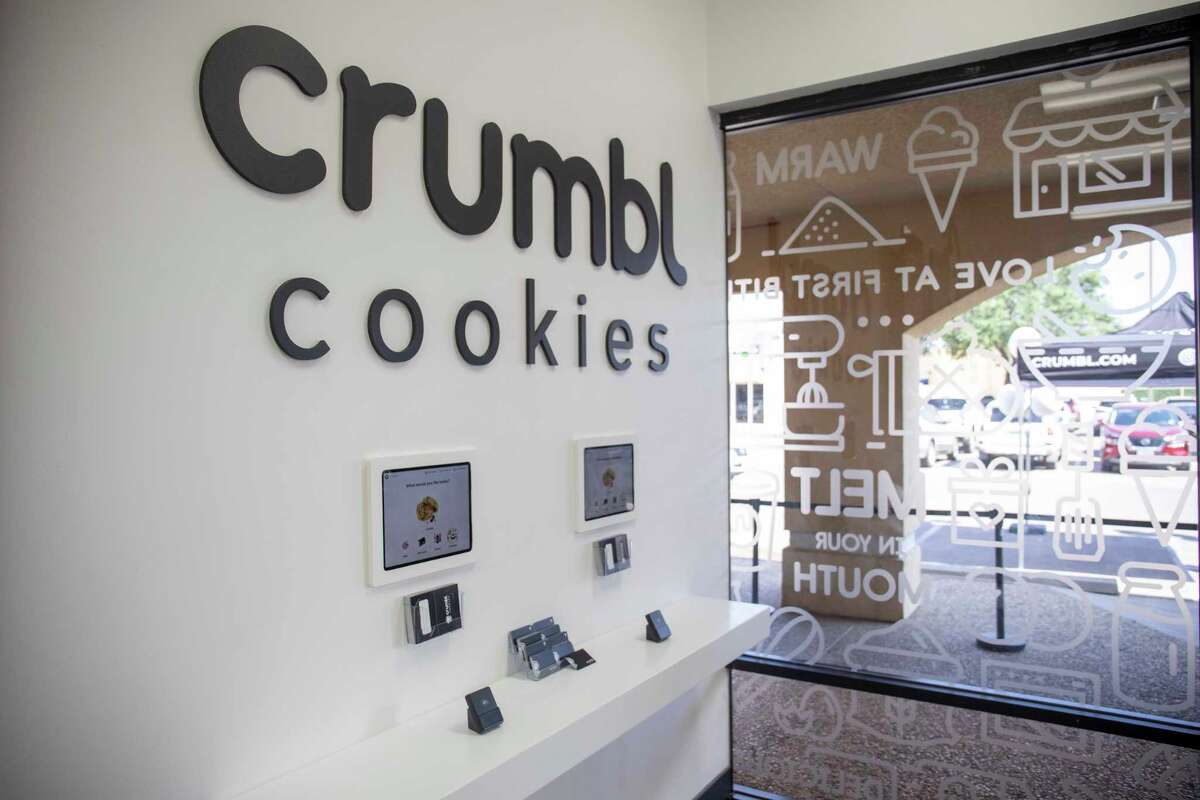 Small Bites Crumbl Cookies opens to an excited audience; Kung Fu Tea