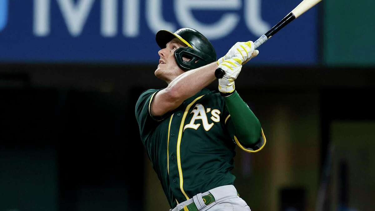 New A's infielder Vimael Machin offers versatility, 'advanced bat