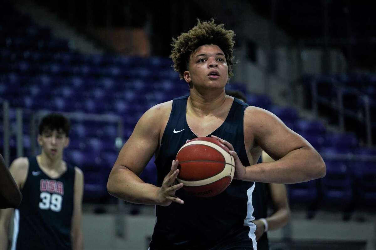 Port Arthur Grad Makes Usa Basketball Under 19 Team