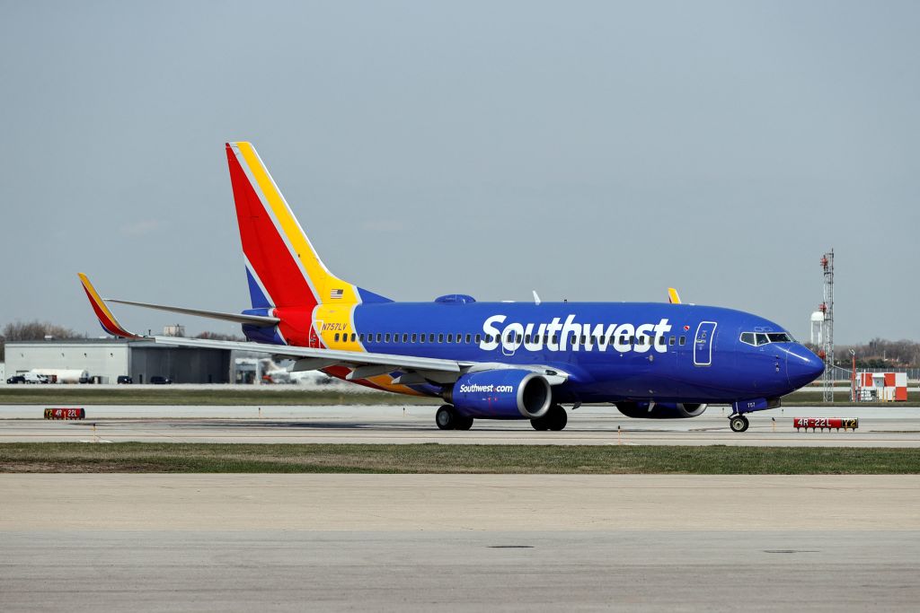 hundreds-of-delays-cancellations-continue-on-to-plague-southwest