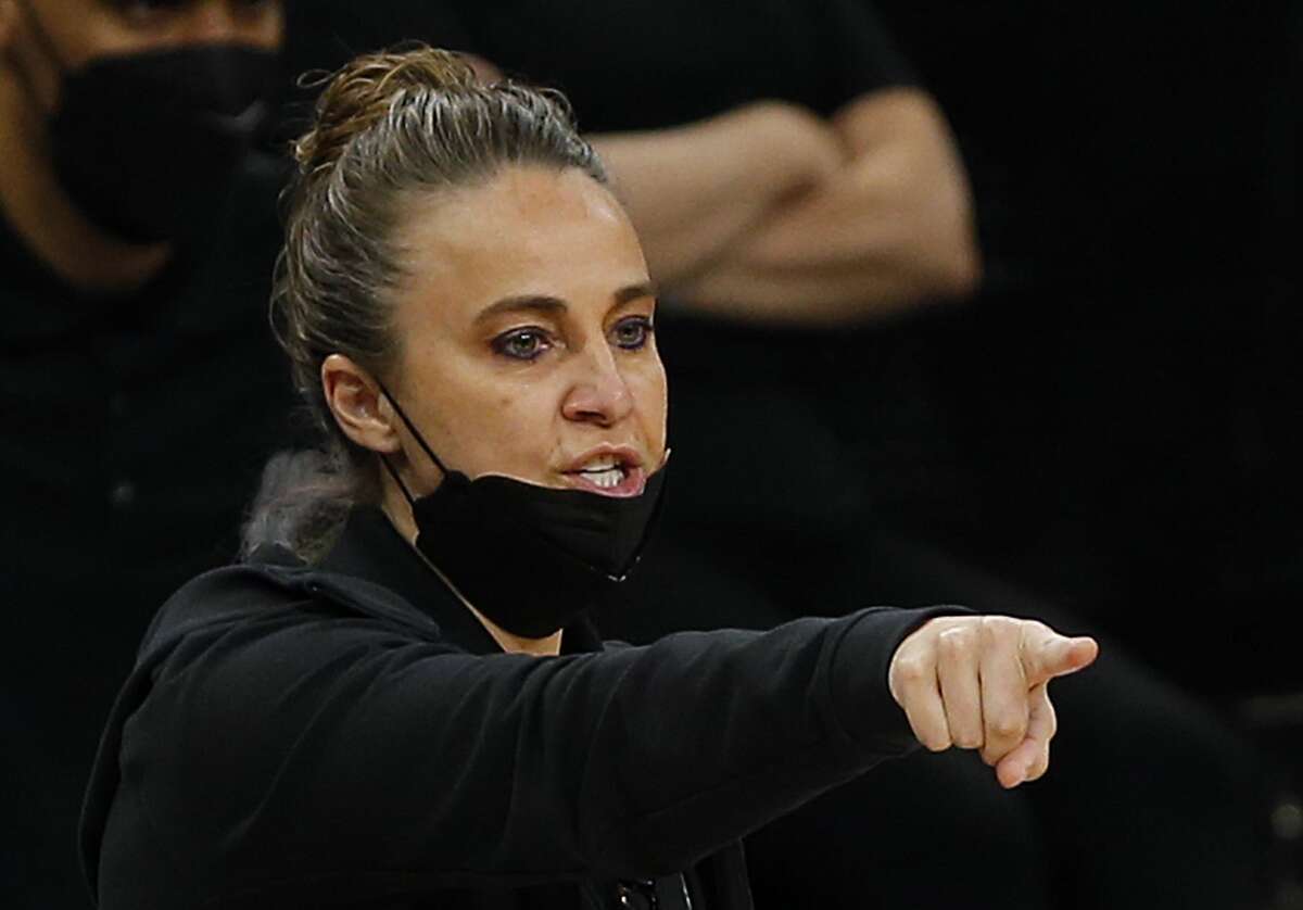 SAN ANTONIO, TX - MARCH 29: Becky Hammond gives instruction during game against the Sacramento Kings in the second half at AT&T Center on March 29, 2021 in San Antonio, Texas. Sacramento Kings defeated the San Antonio Spurs 132-115. NOTE TO USER: User expressly acknowledges and agrees that , by downloading and or using this photograph, User is consenting to the terms and conditions of the Getty Images License Agreement. (Photo by Ronald Cortes/Getty Images)