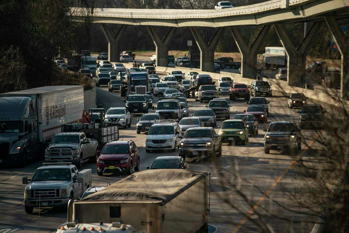 Traffic travels eastbound towards downtown Houston near Houston Avenue on Interstate 10 on March 3, 2021. Officials are considering how to increase capacity on Interstate 10 within Loop 610, including possibly adding managed lanes from the West Loop to downtown Houston.