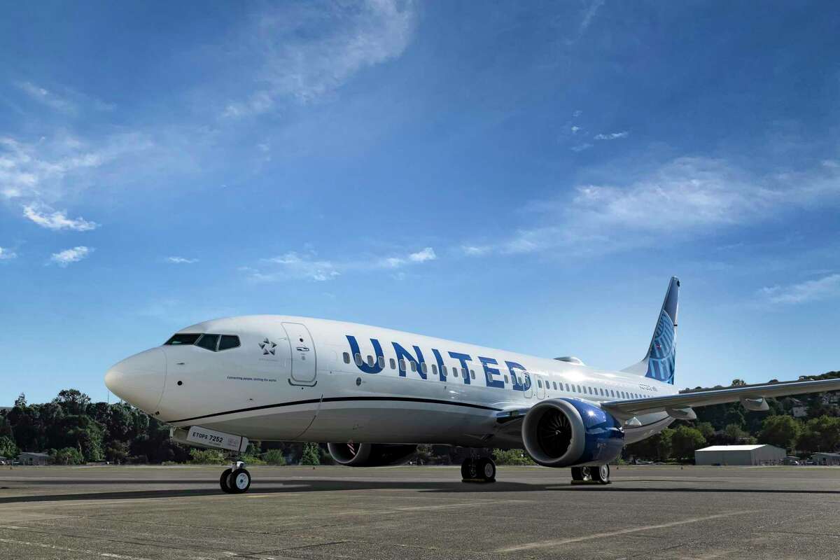 United Airlines is buying 270 new planes to expand its domestic flight capacity.