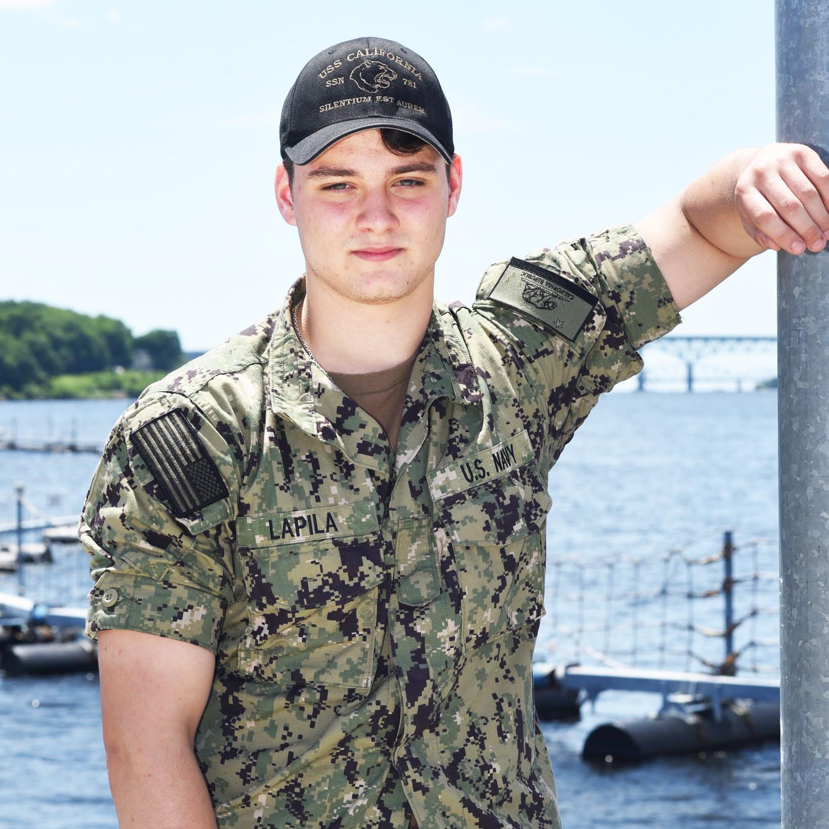 portland-high-school-grad-among-navy-s-silent-service