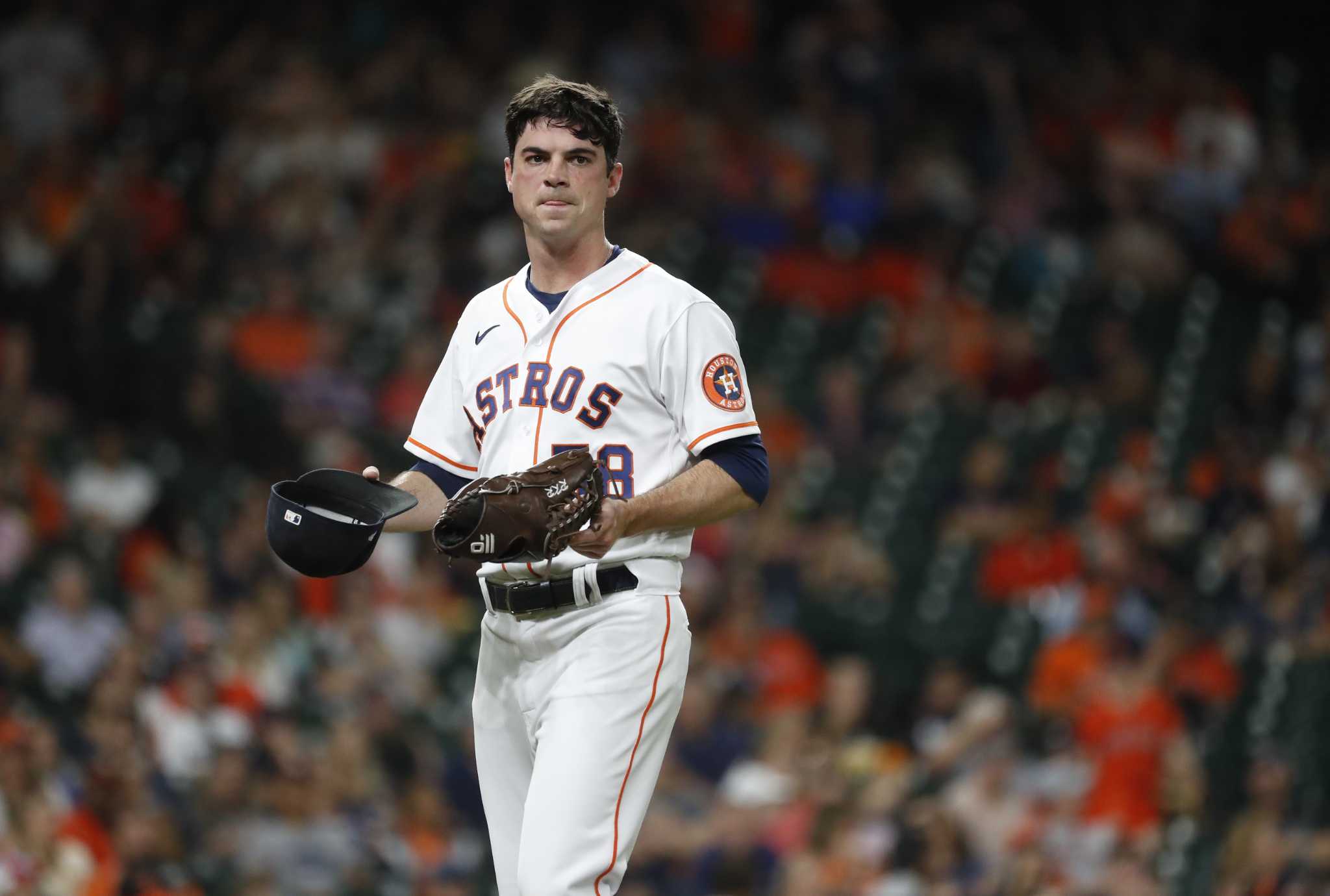 Five Astros players land on injured list because of COVID-19 protocols