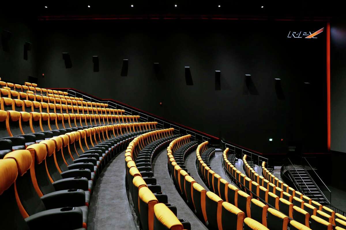 Why can't Houston get a new movie theater inside the Loop? The 'burbs