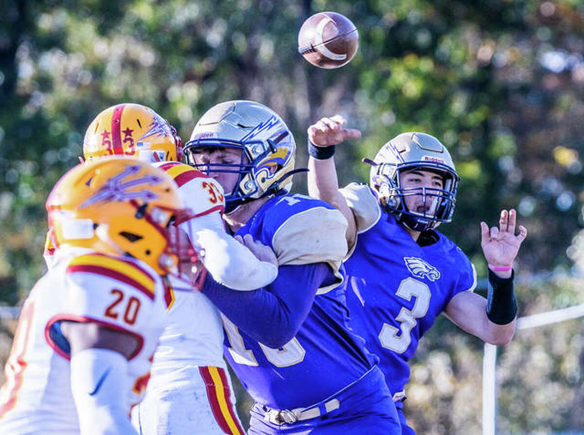 Noah Turbyfill (3), shown in action during his days with CM, threw a pair of touchdown passes to Travis Smith in the Central Illinois Cougars’ 16-8 win over the previously unbeaten Jackson, Tennessee Stampede at Gordon Moore Park.