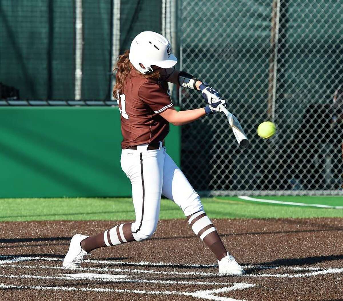 Jessica Oakland, The Chronicle's 2021 Softball Player of the Year, has four HRs and nine RBI in three games.