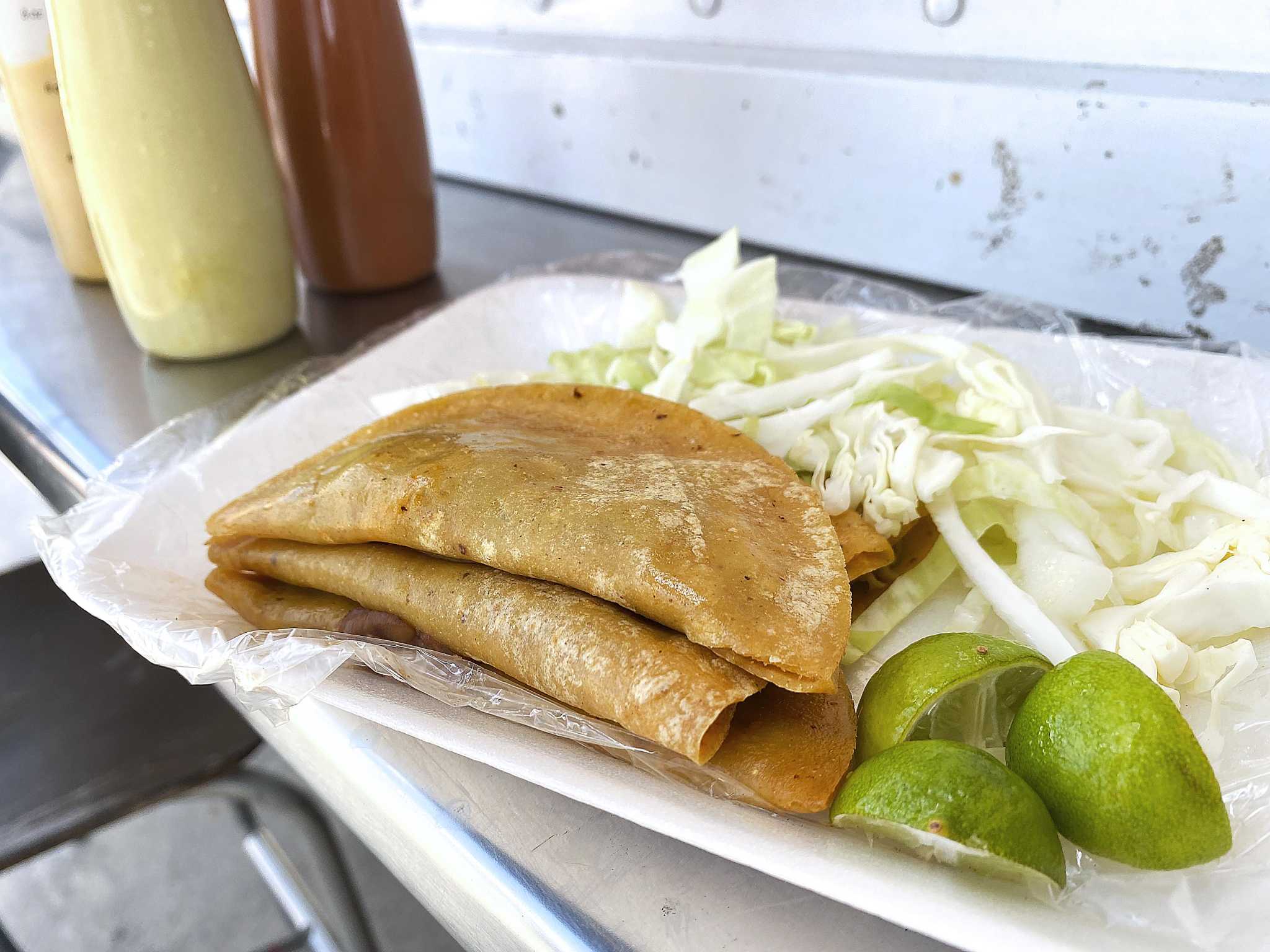 san-antonio-s-best-tacos-al-vapor-are-at-tacos-mando-food-truck-which