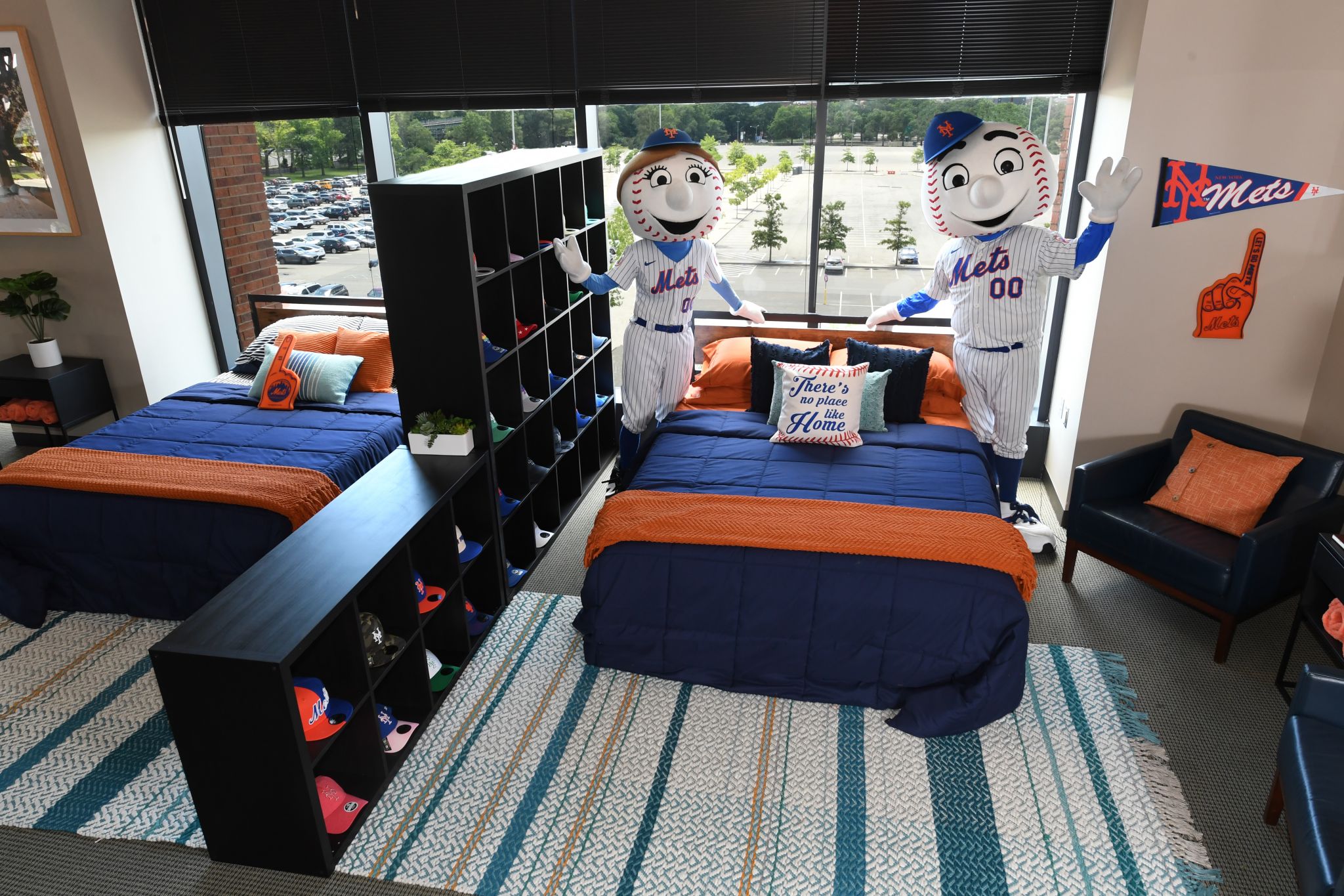 The New York Mets are taking back Bobby Bonilla Day with bizarre Citi Field  Airbnb promotion (featuring Bobby Bonilla!), This is the Loop