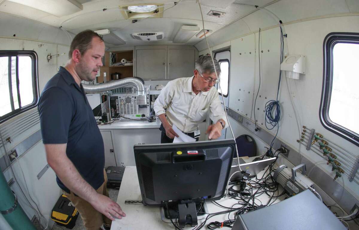 Houston urges TCEQ to tighten emissions rules following study of