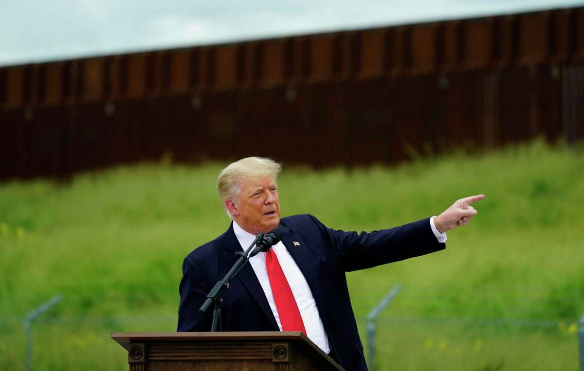 Donald Trump visiting Texas border with Gov. Greg Abbott