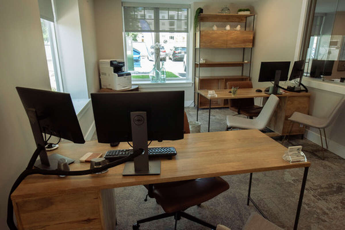 Landmark Albany apartments now open off Fuller Road