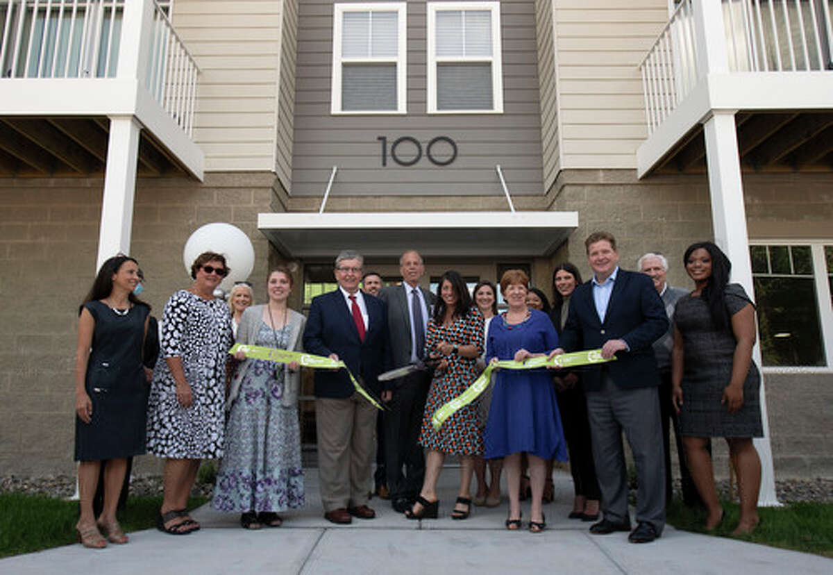 Landmark Albany apartments now open off Fuller Road