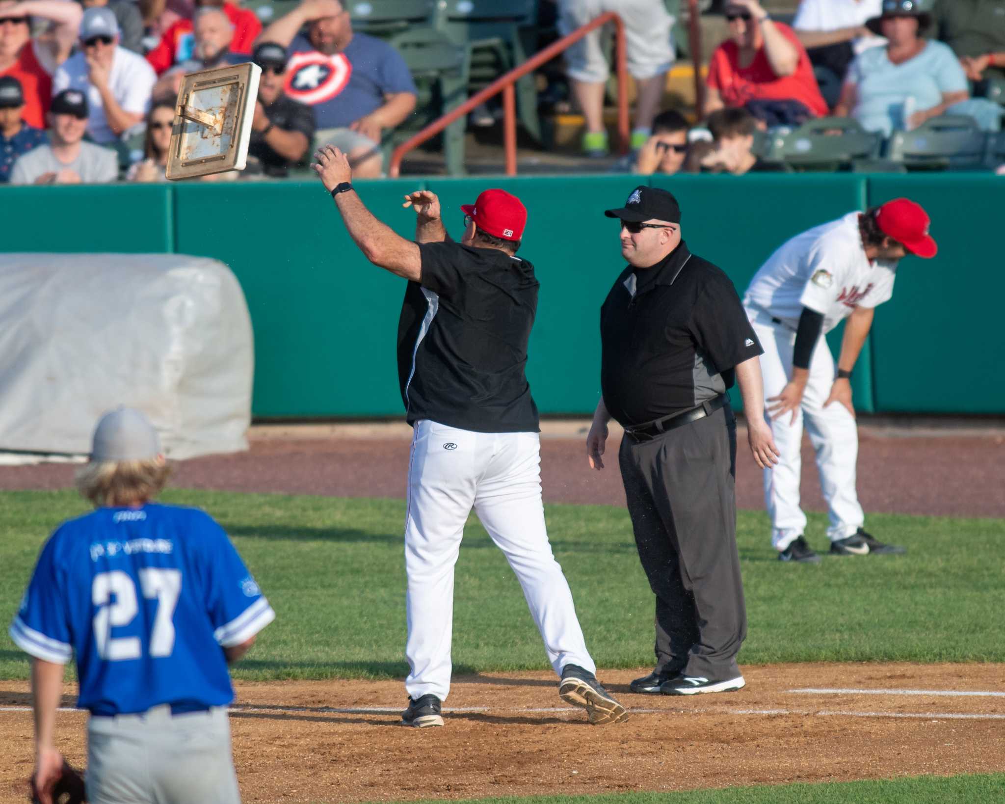 Frontier League suspends ValleyCats, Sussex County managers for two games