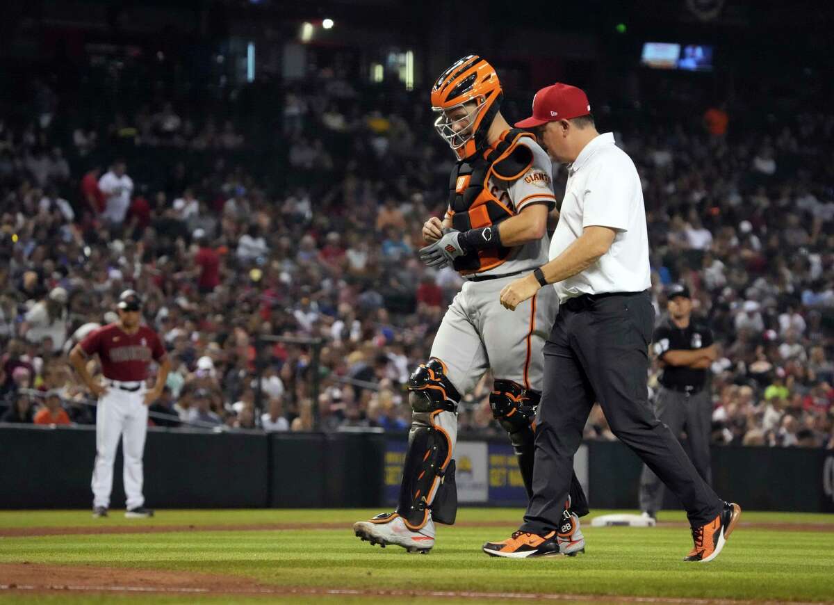 Dodgers congratulate 'tremendous competitor' Buster Posey on