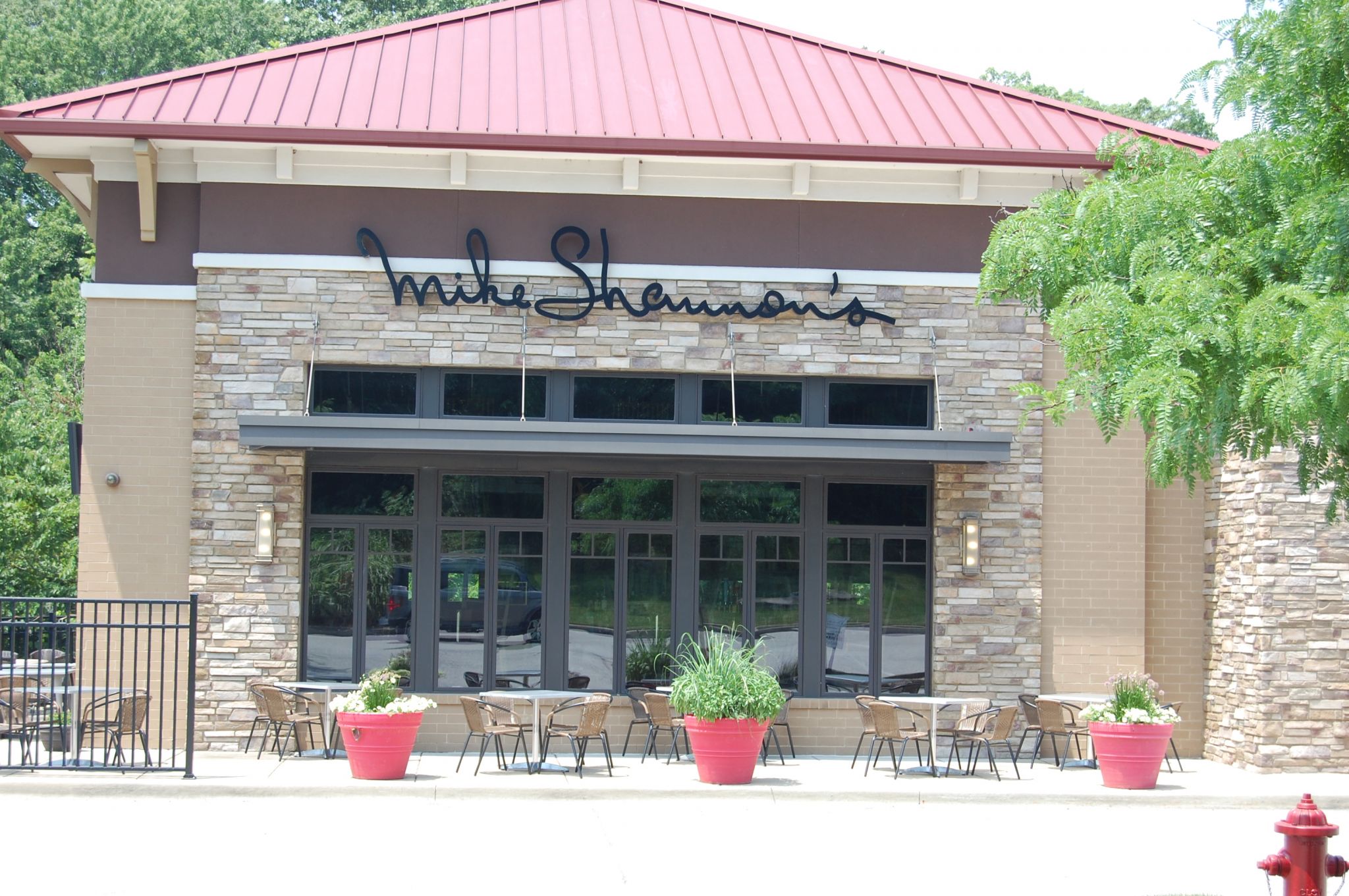 Mike Shannon's restaurant to close down