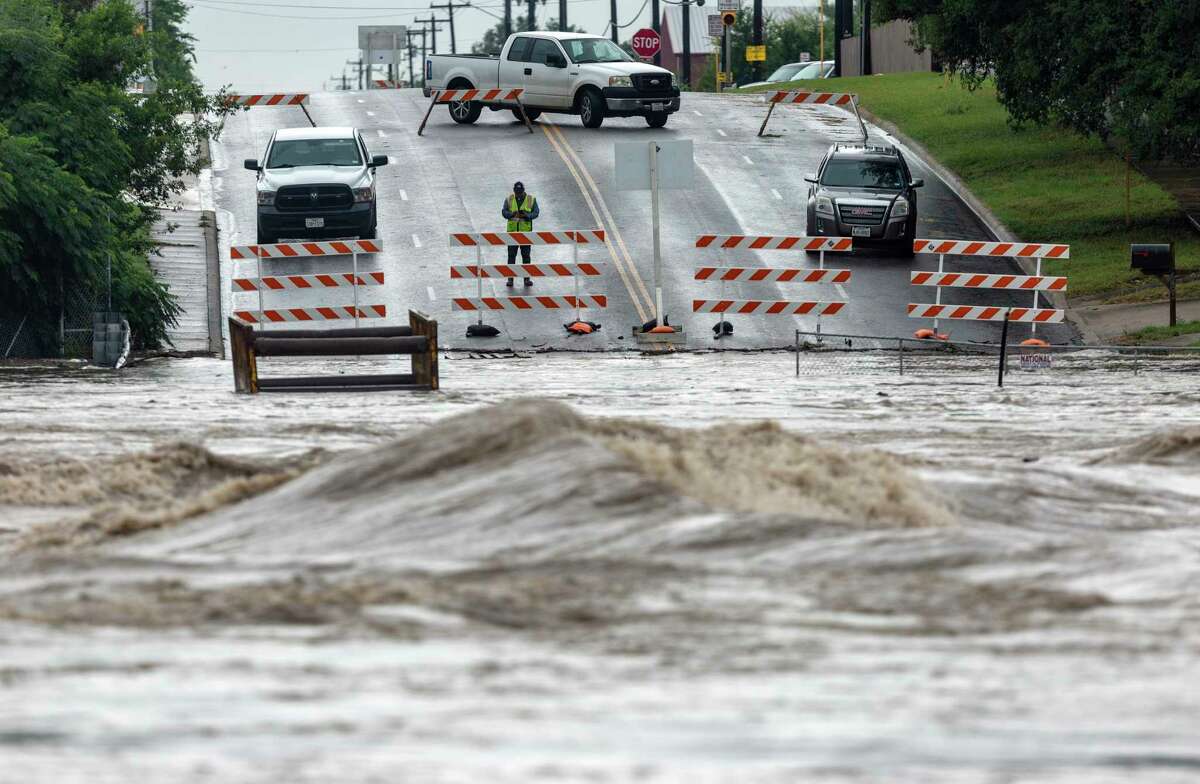 Update Flash flood watch issued for San Antonio as more rain expected