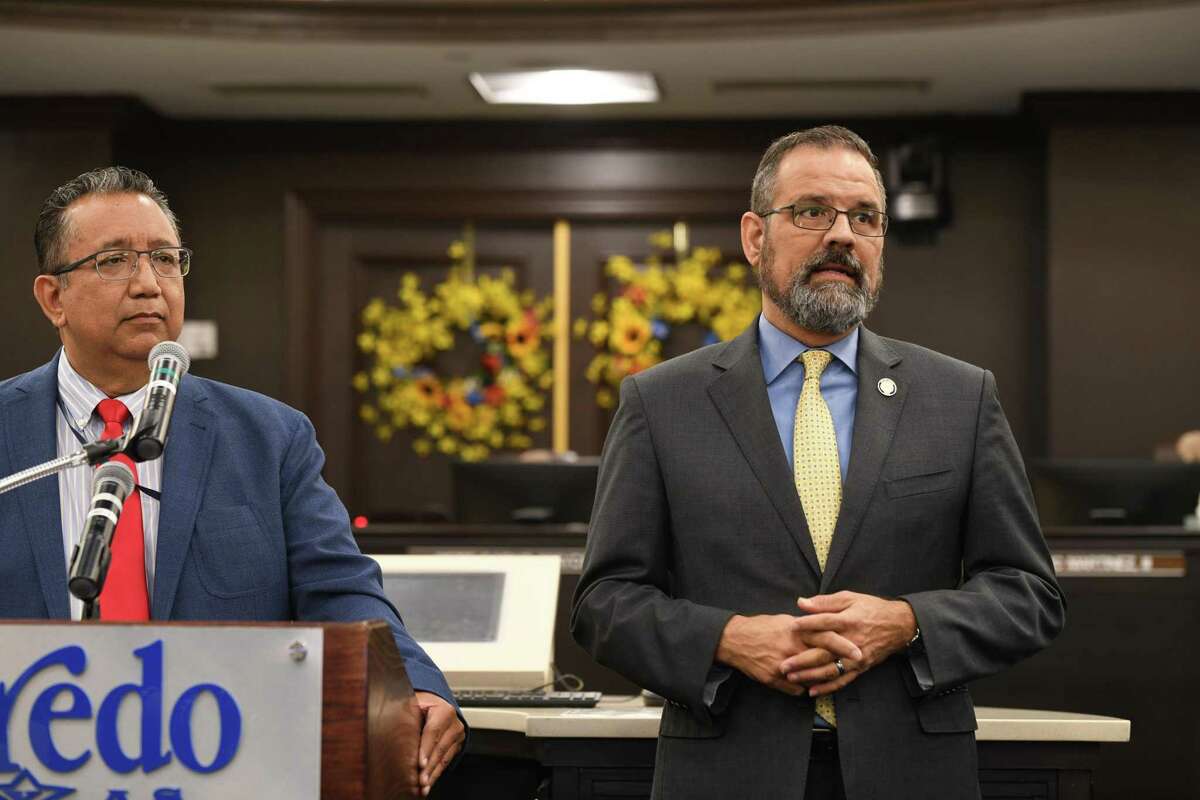 City manager Robert Eads and Utilities Director Arturo Garcia, Jr. address the media during a press conference to discuss the ongoing boil water notice and the reasons behind it.