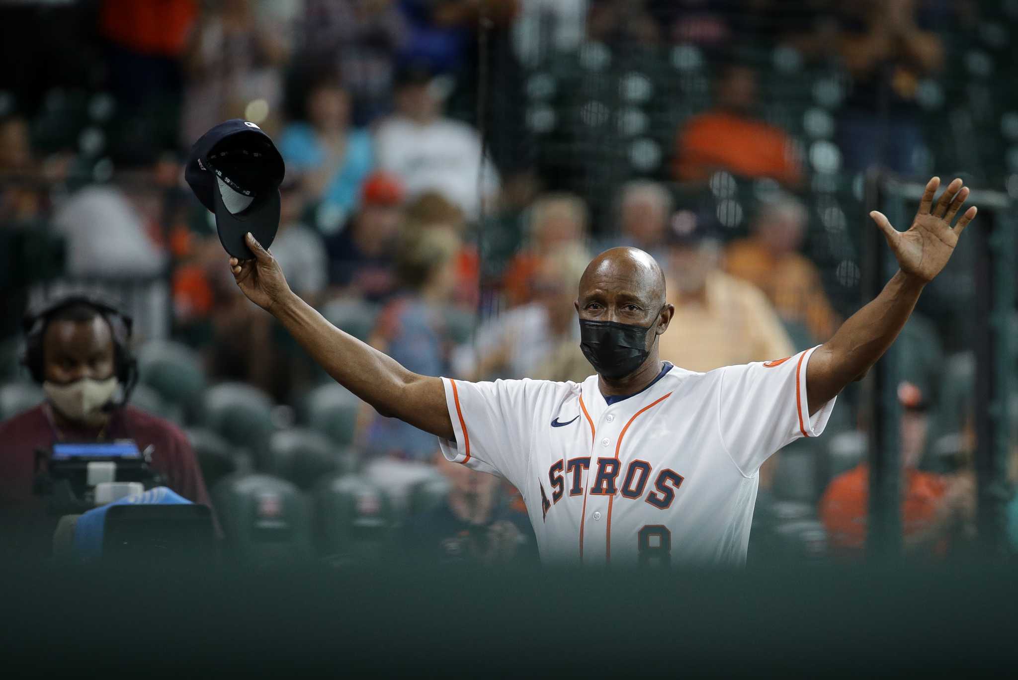 Houston Astros: Gary Pettis still away from team after 'illness