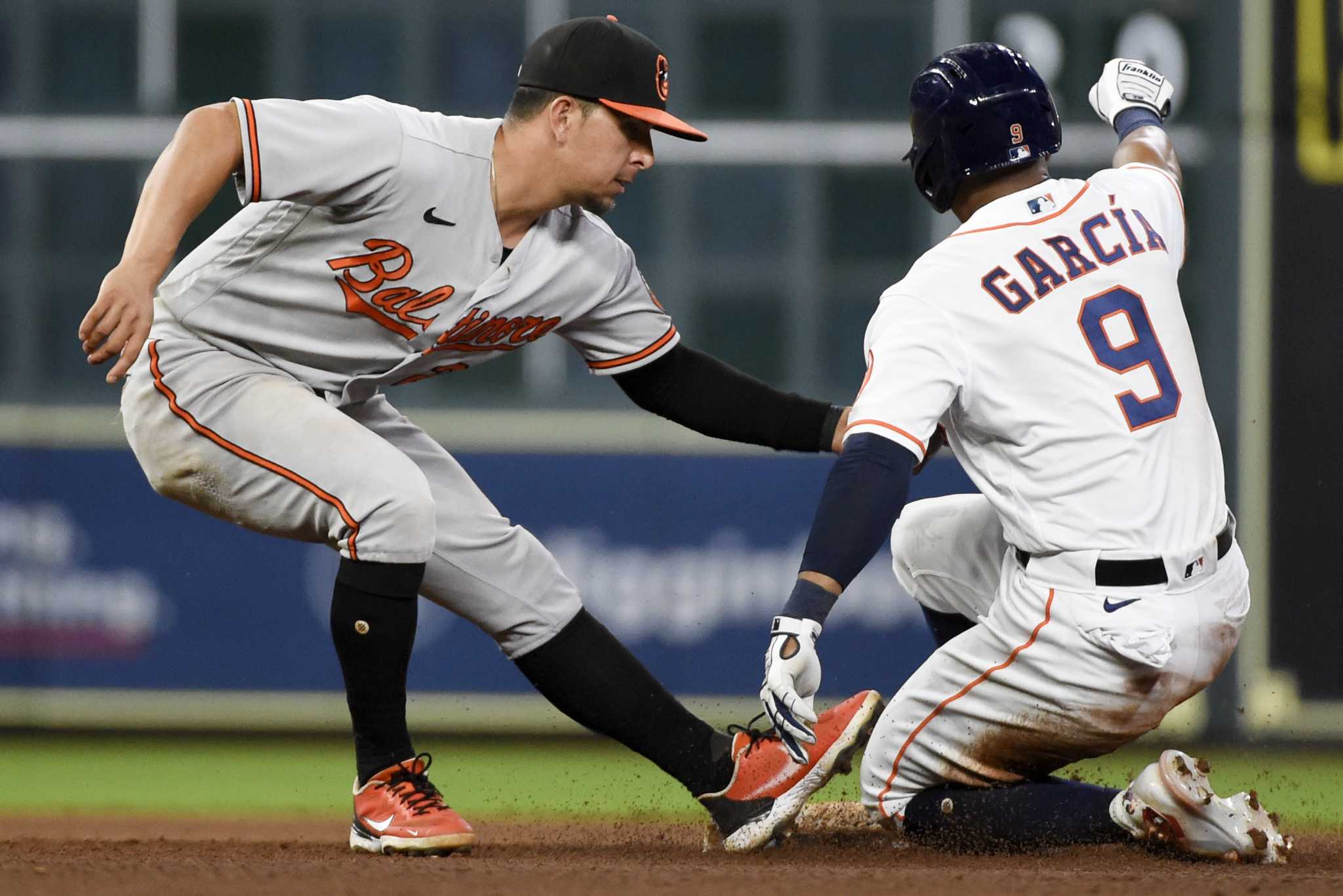 Astros come up short to lowly Orioles