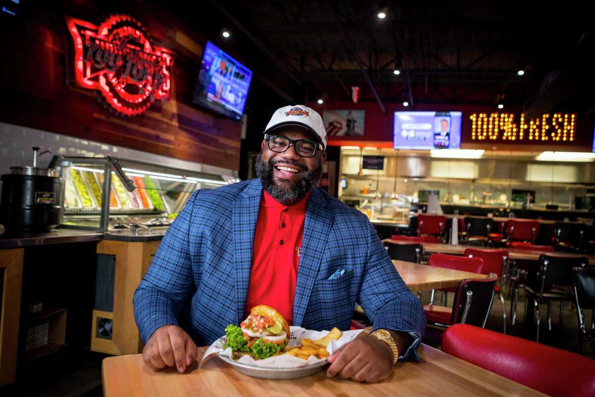 Nicholas Perkins, chairman and chief executive of Black Titan Franchise Systems, poses for a portrait at the Fuddruckers restaurant Monday, June 21, 2021 in Tomball. Luby’s announced last week it would sell its Fuddruckers brand in a deal valued at $18.5 million to North Carolina franchisee Nicholas Perkins, who already operates 13 of the burger restaurants. Perkins plans to keep the chain’s headquarters in Houston.