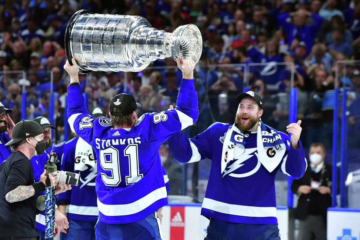 Lightning strikes twice: Tampa Bay repeats as Stanley Cup champion