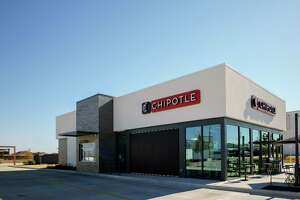 New Chipotle arrives in Kingwood with a drive-thru