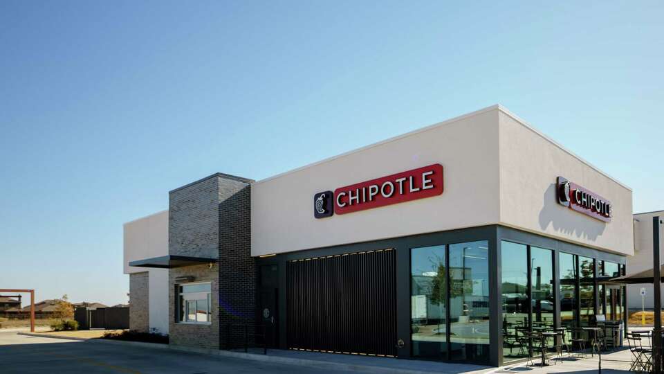 Chipotle Mexican Grill opened a new Kingwood location with a Chipotlane on June 17 according to a press release.