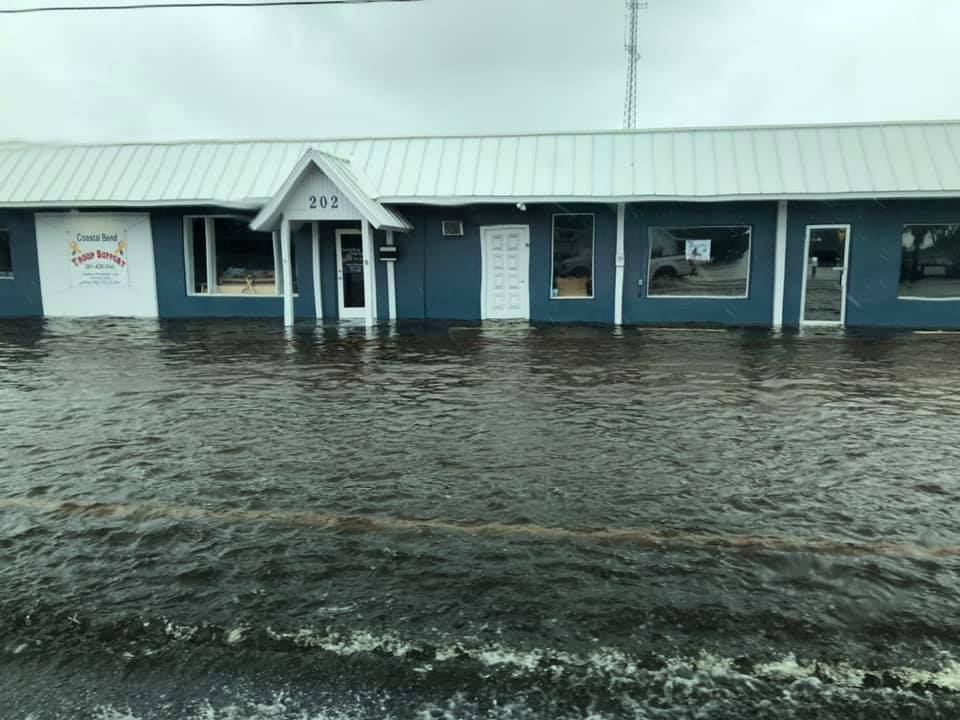 Photos show damaging flooding in Rockport-Fulton - Vimarsana News