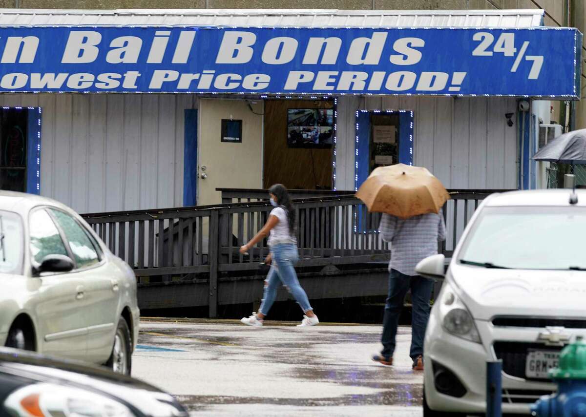 How bail and bond work in Harris County