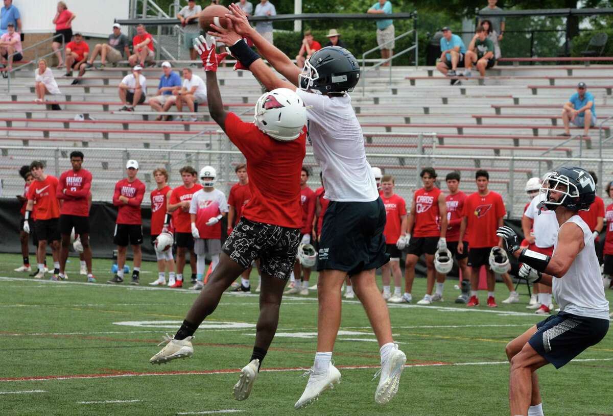 Grip It and Rip It 7on7 football notebook Day 2 Windsor wins the