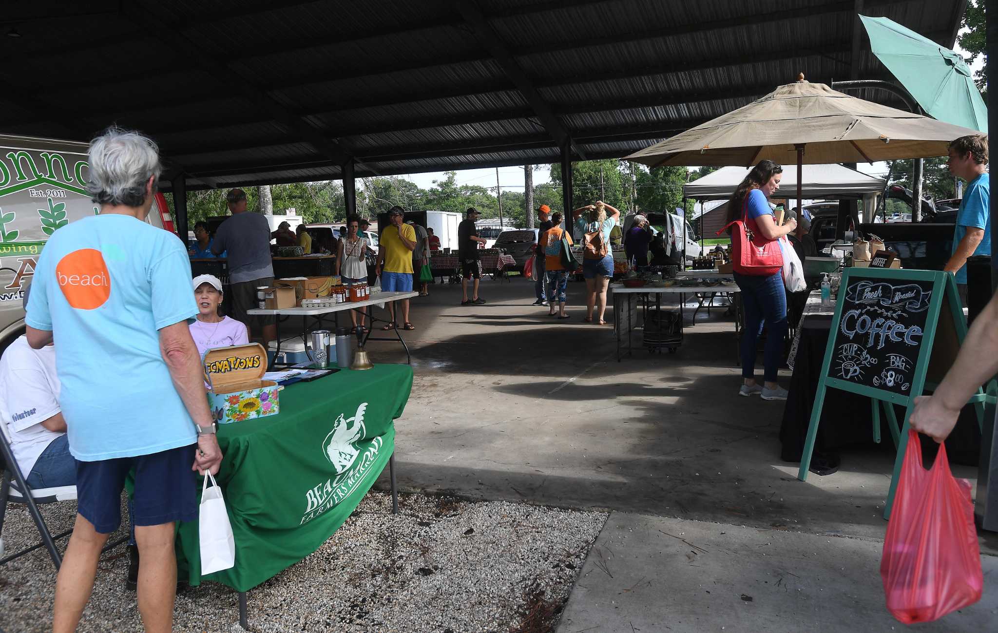 Do you know how to bake bread? If so, Beaumont Farmers Market wants to