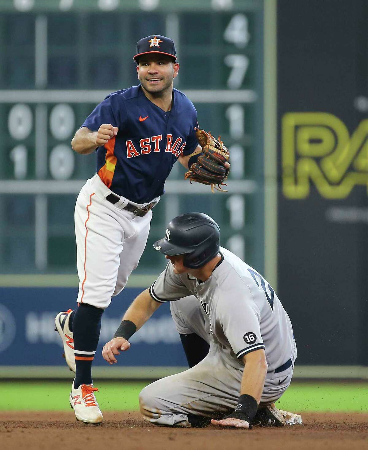 José Altuve goes shirtless, shuns doubters after walk-off HR caps ...