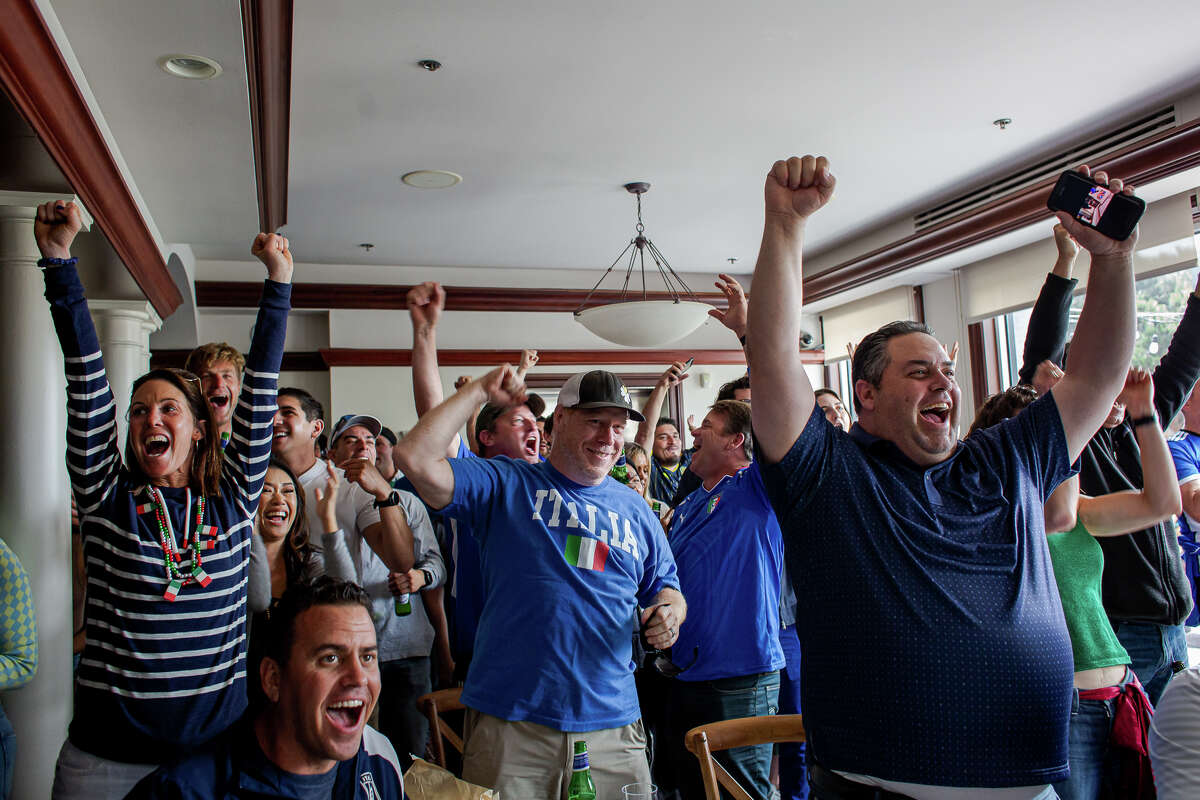 We went to the San Francisco Italian Athletic Club to watch the Euro Cup Final between England and Italy.