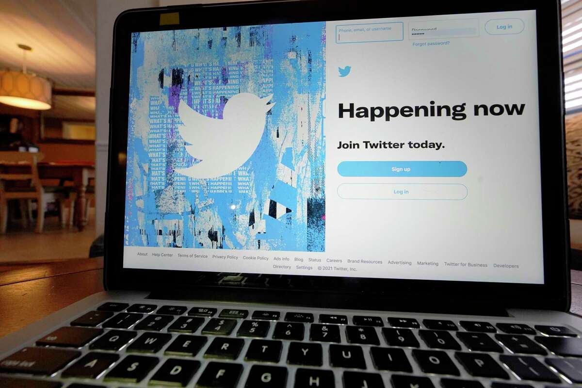 It's nasty out there for journalists, in what Columbia journalism Professor Bill Grueskin describes as "this new age of Google-twitchy trolls hunting for pretexts to put newsrooms on the defensive while blowing up reporters' careers."